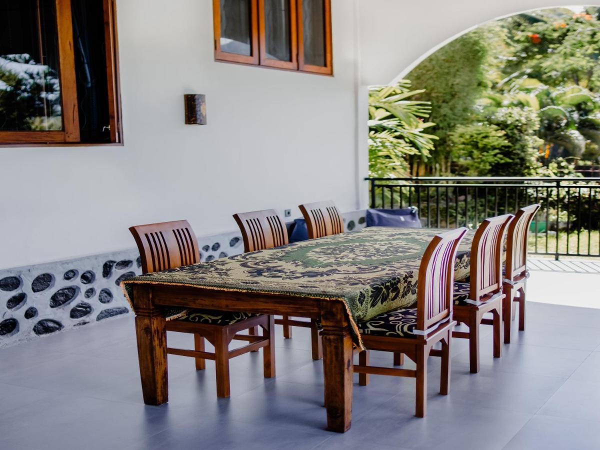 Sunset Villa Senggigi Exteriör bild